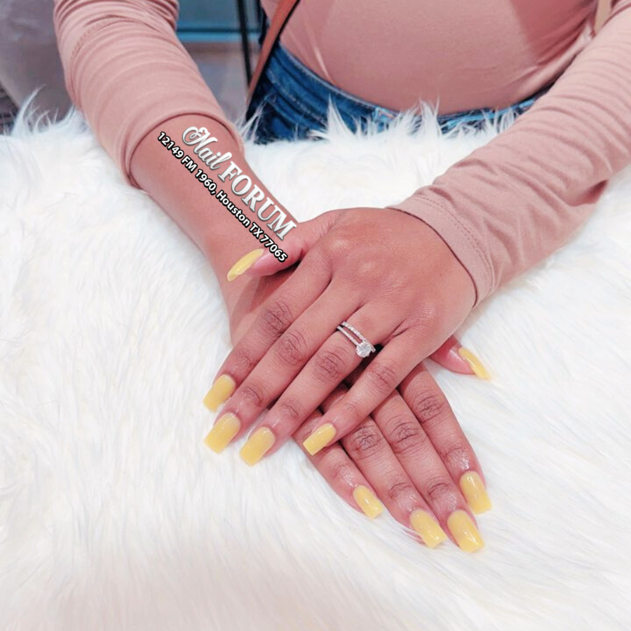 Pedicure service at Nail Forum